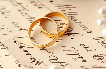 أحياناً أشعر بالفرح بزواجي وأحياناً أشعر أني لا أريد خطيبي!!
