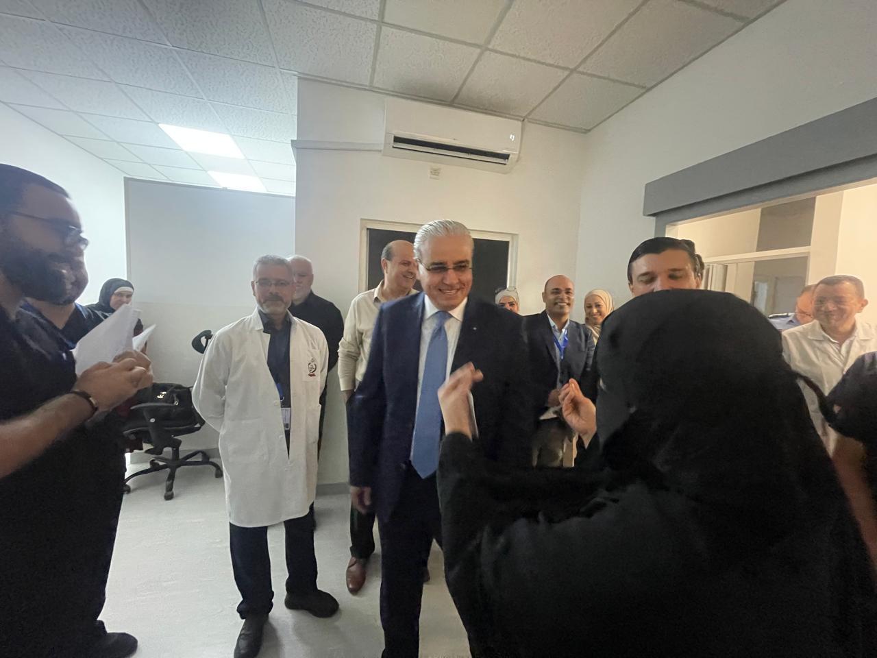 وزير الصحة يتابع ميدانياً واقع الخدمات الصحية في مستشفى التوتنجي   