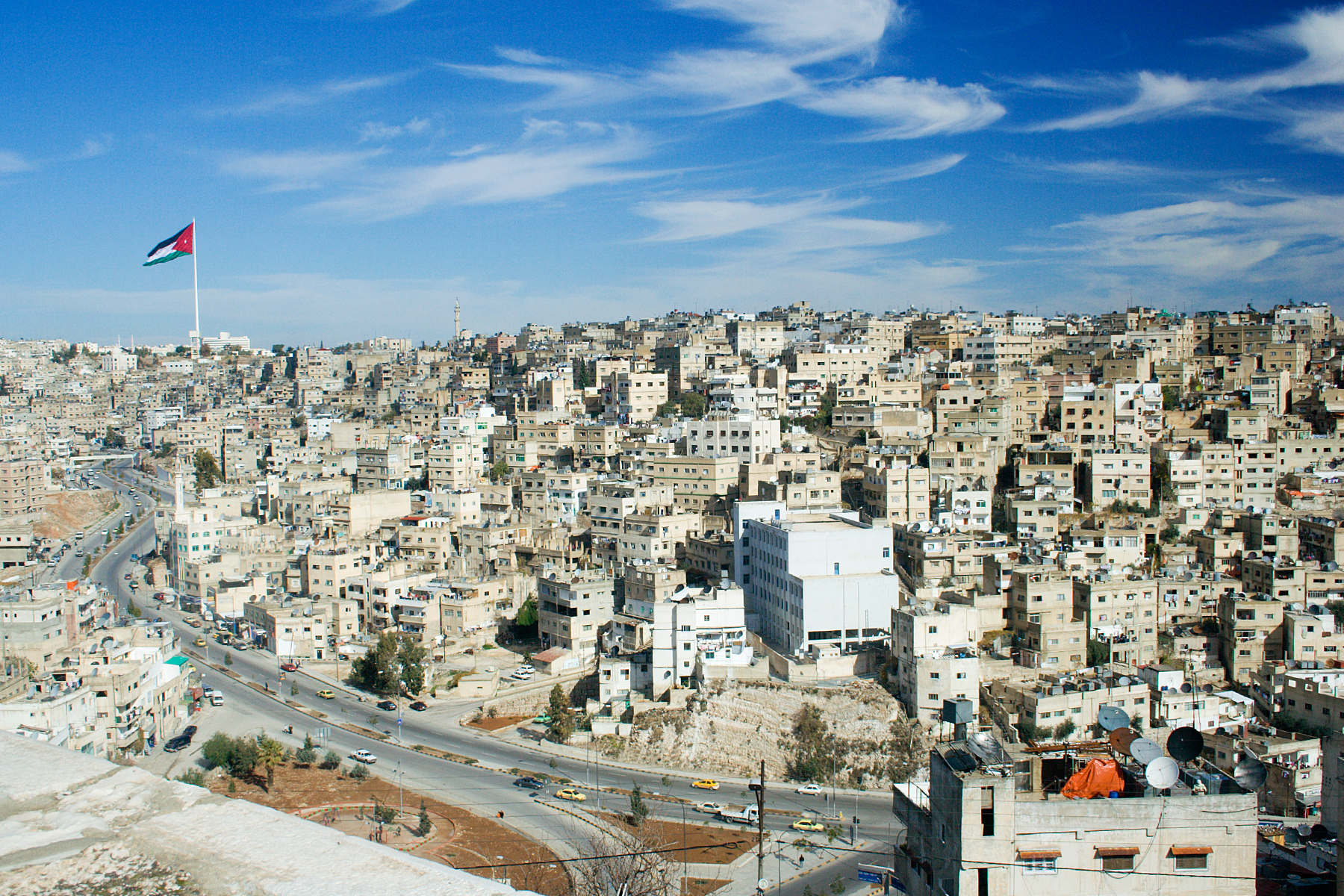 أجواء صيفية معتدلة في معظم مناطق المملكة وحارة بالأغوار والعقبة