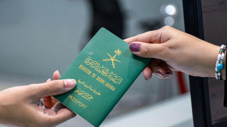 السعودية ترفع تعليق سفر مواطنيها لعدة دول