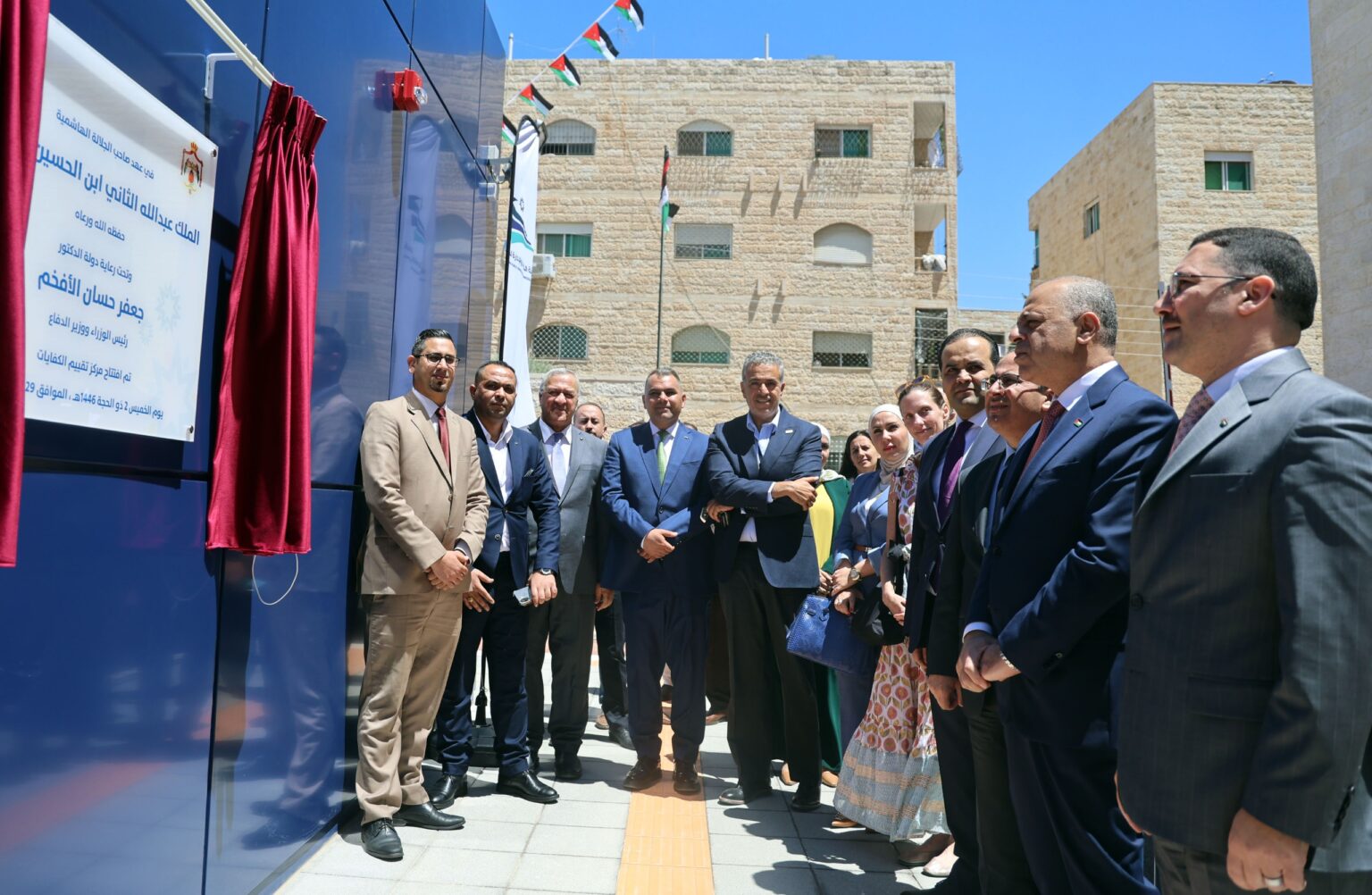 الحكومة: رأس المال البشري هو المحرك الحقيقي للتحديث الإداري