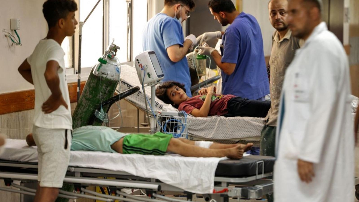 الصحة العالمية: طلب إسرائيل إخلاء مستشفيات في غزة "شهادة وفاة مبكرة" للمرضى