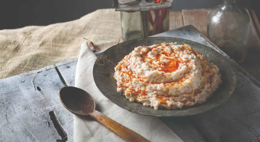 الـ"كشكيك" التركي ..  حكاية القمح واللحم التي لا تغيب عن موائد الصائمين