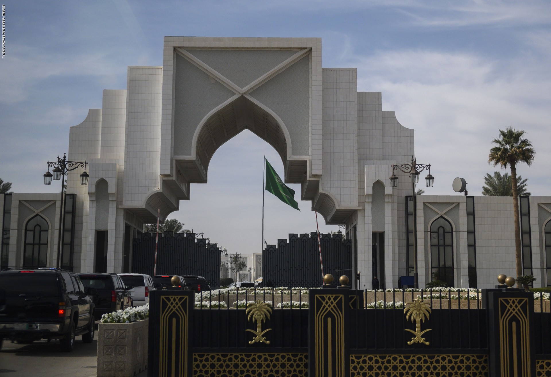 الديوان الملكي السعودي يعلن وفاة الأميرة طرفة بنت سعود