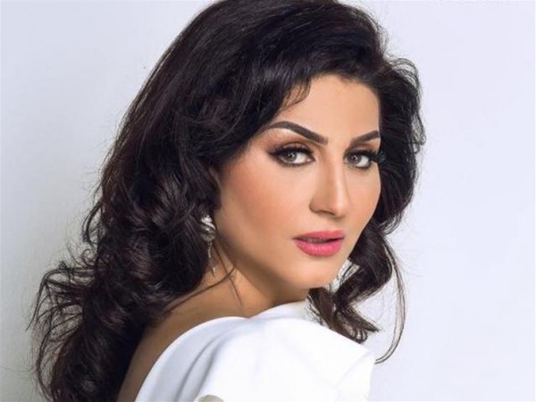 "لا يمسه إلا المطهرون" ..  هجوم شرس على وفاء عامر يُجبرها على حذف هذه الصورة 