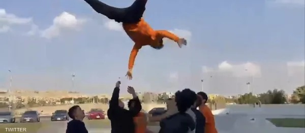 شلل لبطل رياضي ..  تحديات تيك توك تهدد حياة التلاميذ في مصر