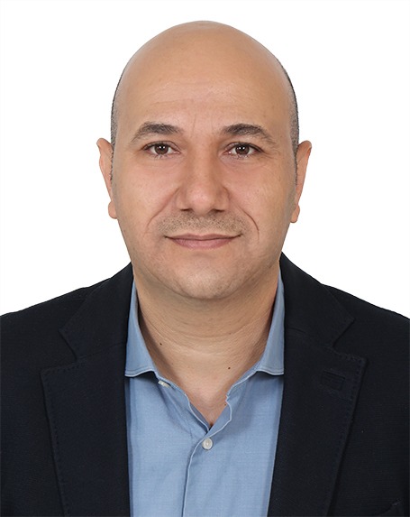 جمال الدويري يكتب : صيف ثقيل على المغتربين