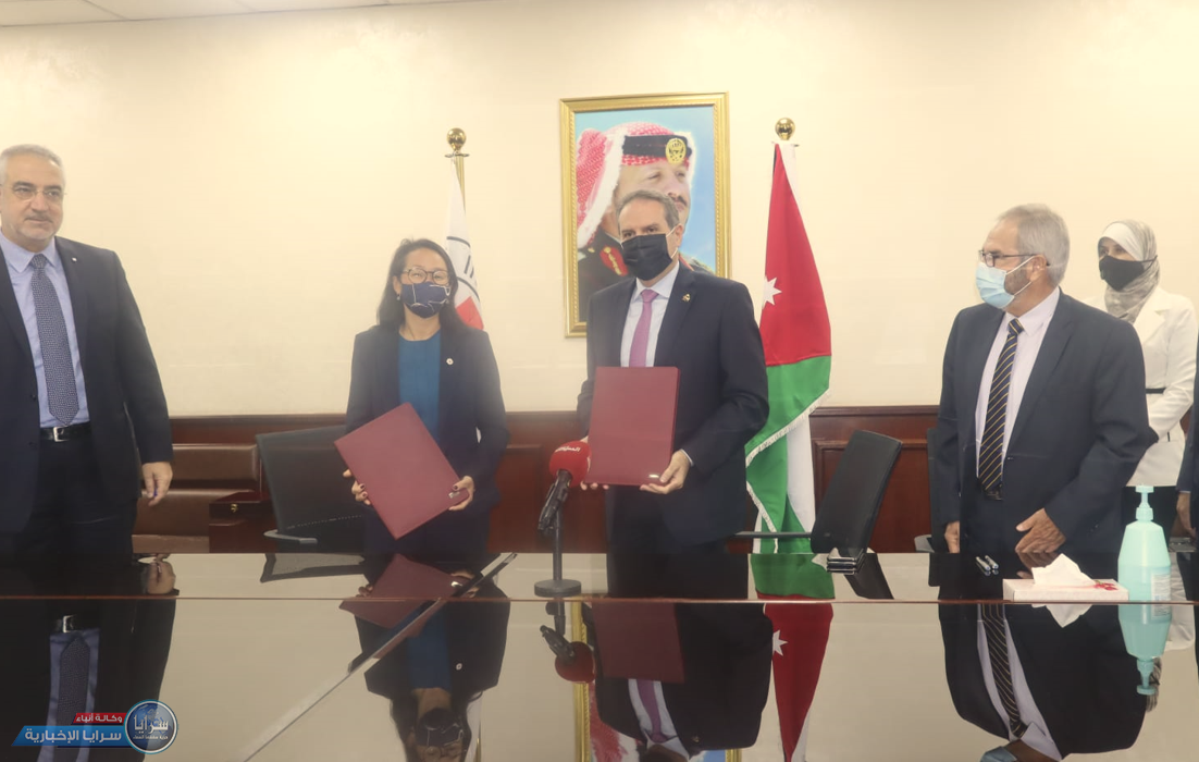 الصحة توقع خطاب نوايا مع الهلال و الصليب الأحمر لدعم فرق التطعيم المتنقلة 