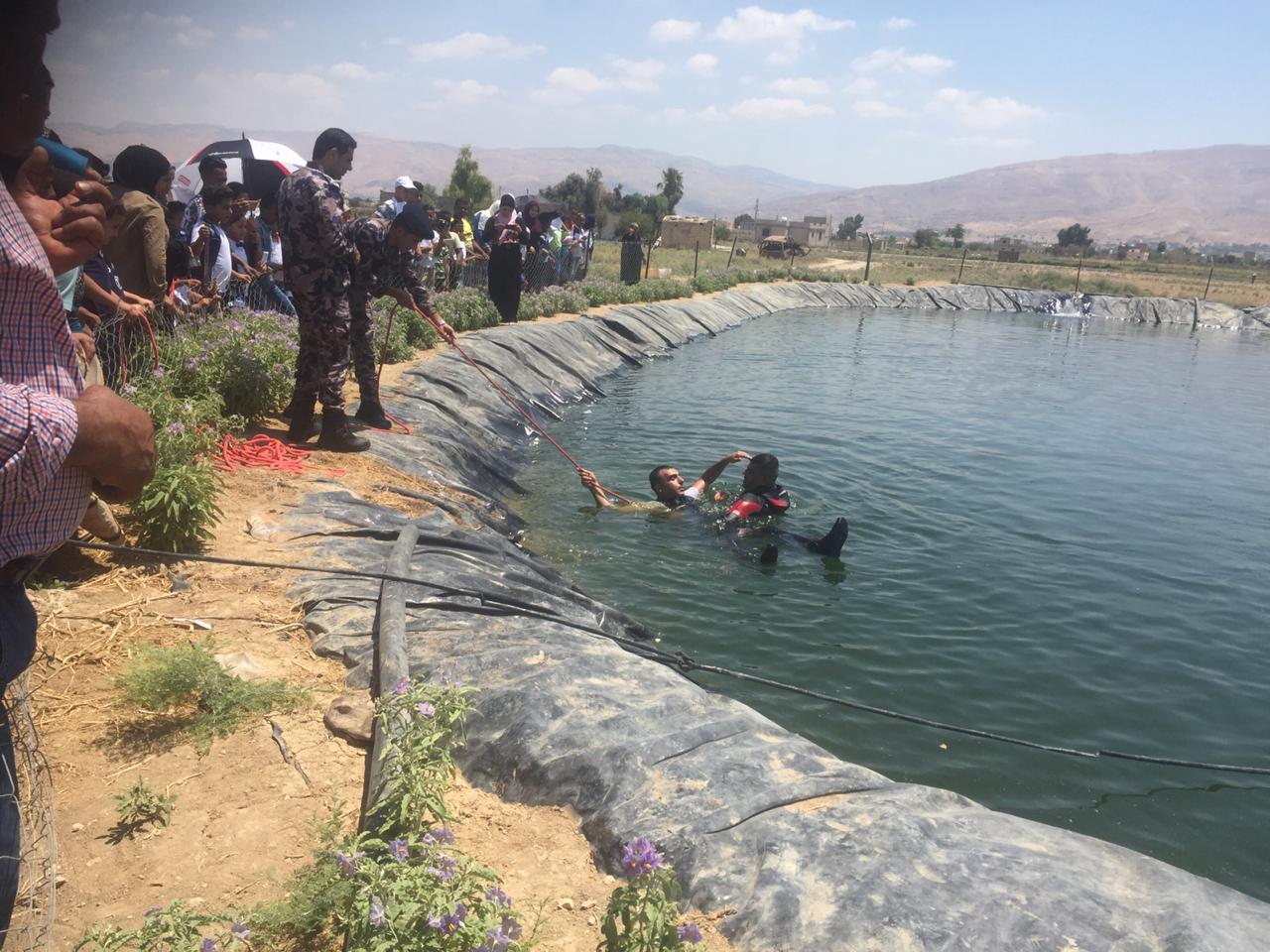 مخاوف أهالي منشية القبلان في المفرق من بركة زراعية ضخمة تهدد حياة الأطفال