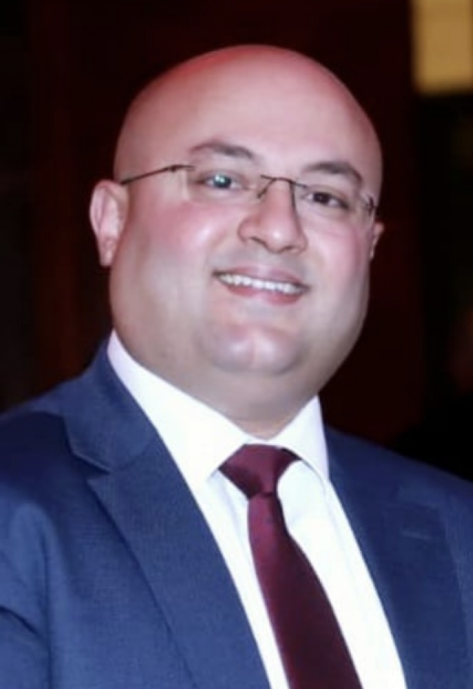 السفير البريطاني في عمان يوجه رسالة شكر  لطبيب وزارة الصحة د.حسن السخني 