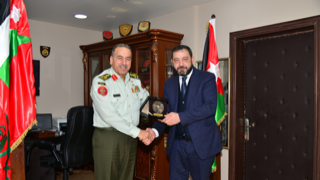 تكريماً لدور الشهداء في الدفاع عن الوطن وتخليداً لذكرهم  أمنية تتبرع بـ 150 ألف دينار على مدار 3 سنوات