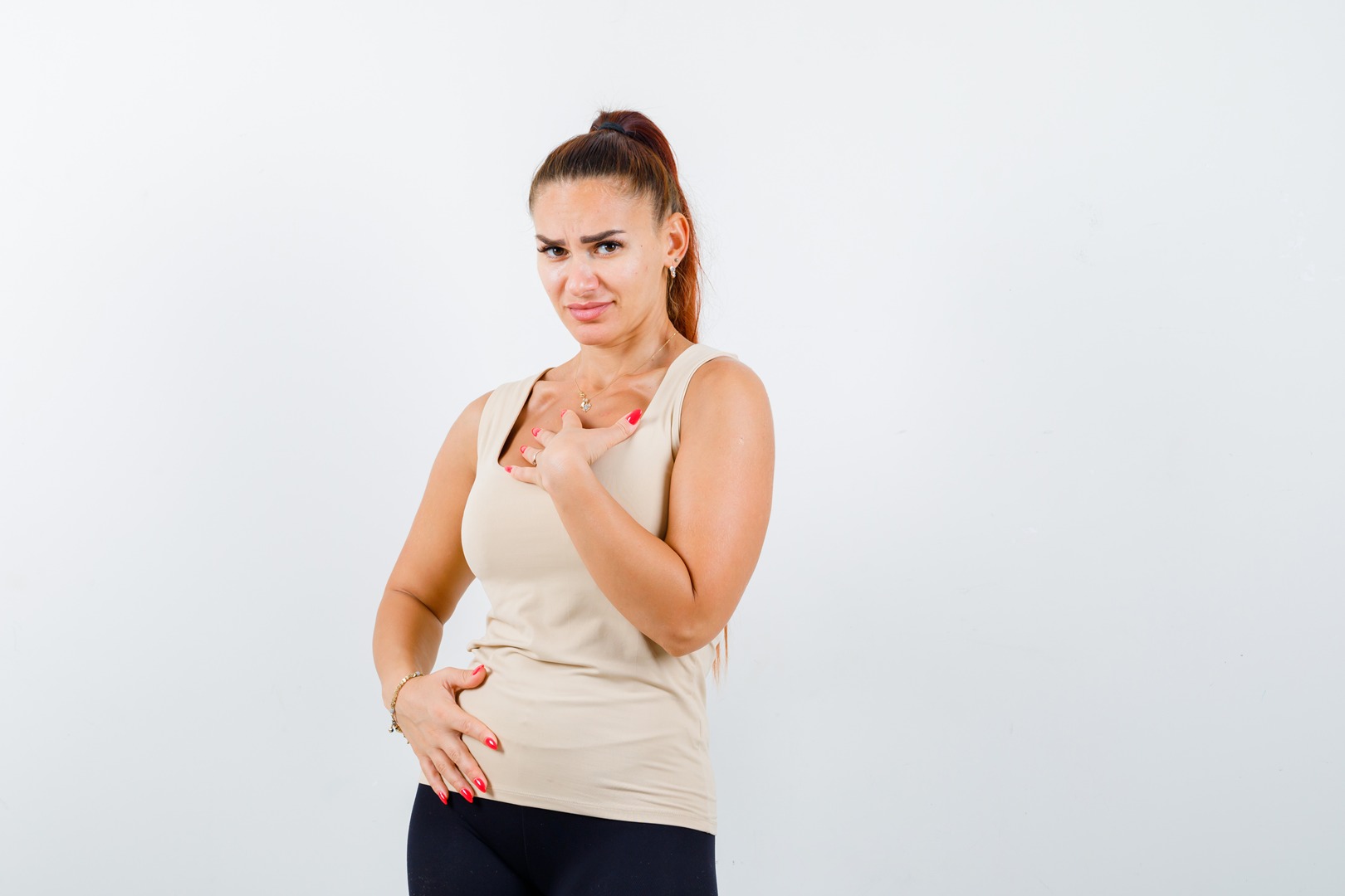 5 أخطاء تمنعكِ من التخلص من دهون البطن المستعصية وتعرقل رحلتكِ نحو الرشاقة