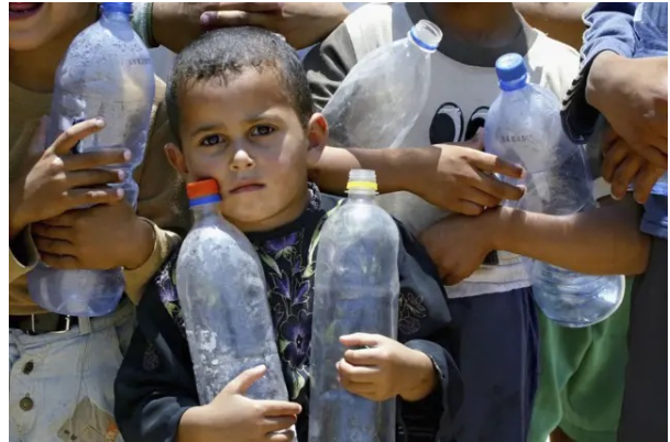 الظمأ يفتك بغزة ..  1.2 مليون إنسان بلا ماء والبلدية تحذر من كارثة