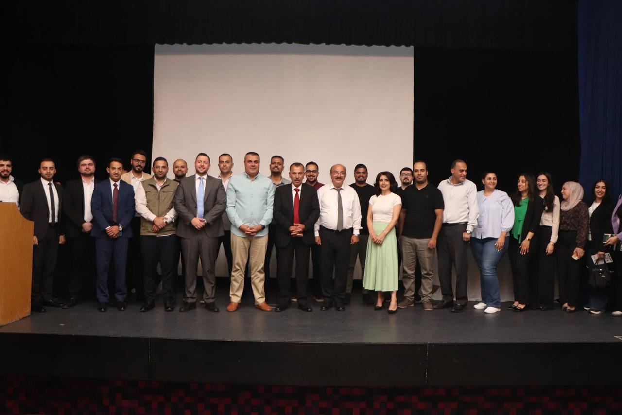 البنك الأردني الكويتي يستضيف جلسة نقاشية توعية بعنوان"آفة المخدرات وجهود المكافحة ومخاطر الإدمان" بالتعاون مع الملتقى الوطني للتوعية والتطوير وإدارة مكافحة المخدرات 