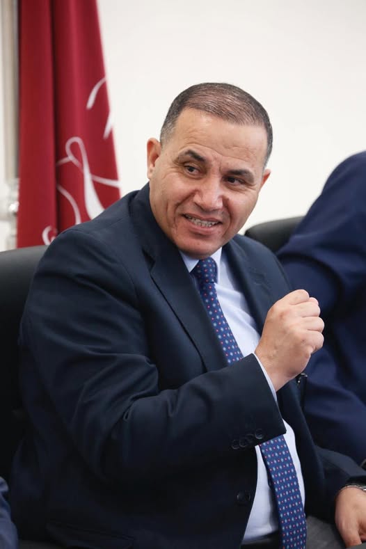 فراس أبو قاعود ..  حين يتحول المنصب إلى مسؤولية ويترك المسؤول أثرًا لا يُنسى