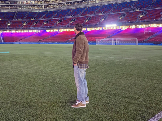 ميسي من "كامب نو" معقل برشلونة: آمل أن أعود يوما ما لأودّعكم كلاعب