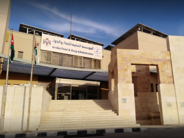 بعد حادثة تسمم الزرقاء ..  الغذاء والدواء: العقوبات قد تصل إلى إغلاق المنشأة وسحب ترخيصها