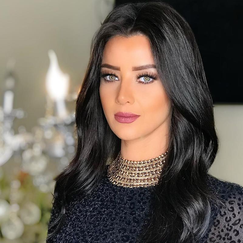 رضوى الشربينى تخطف الأنظار بالأزرق - صور