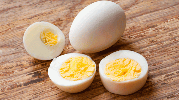 البيض المسلوق  ..  سر فقدان الوزن