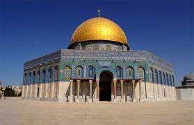 لجنة فلسطين النيابية تستنكر اعتقال موظفي لجنة اعمار المسجد الاقصى 