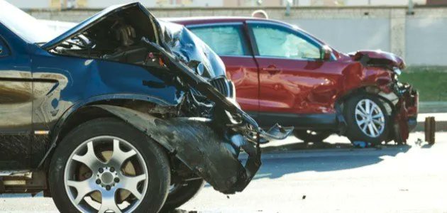 9 نصائح تجنبك الحوادث أثناء قيادة سيارتك على الطرق السريعة. للتفاصيل