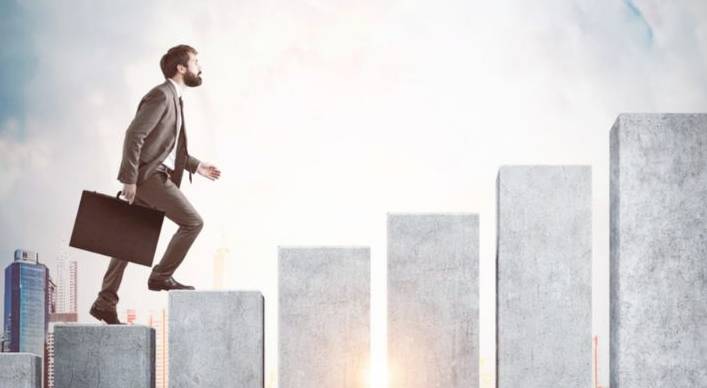بعد إعلان نتائج توجيهي ..  كيف تحول معدلك إلى نقطة انطلاق؟
