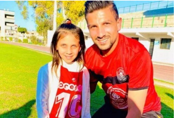استشهاد لاعب كرة قدم فلسطيني وأُسرته في غارة على غزة