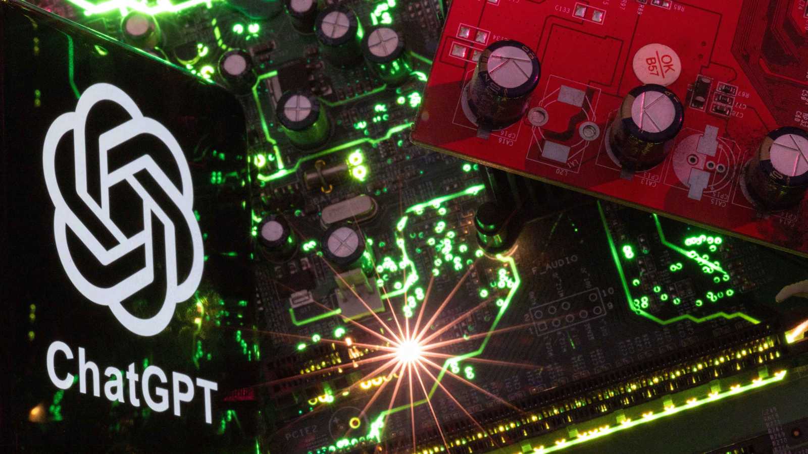 هل أصبح كلامنا روبوتيا؟ ..  الذكاء الاصطناعي يغير طريقة حديثنا وكتابتنا