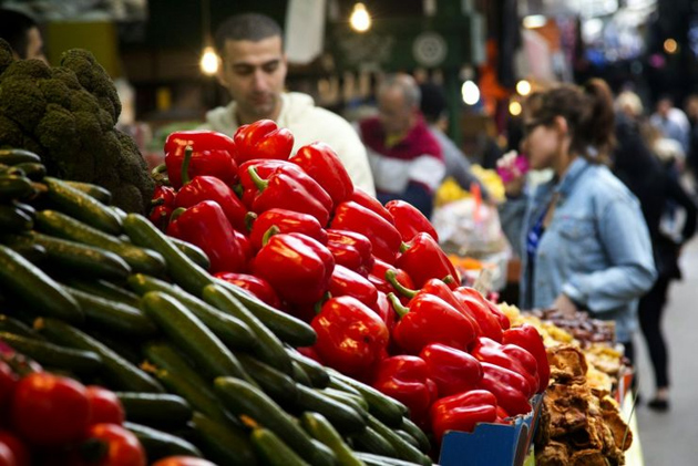 إليكم أسعار الخضار والفواكه في السوق المركزي ليوم الثلاثاء