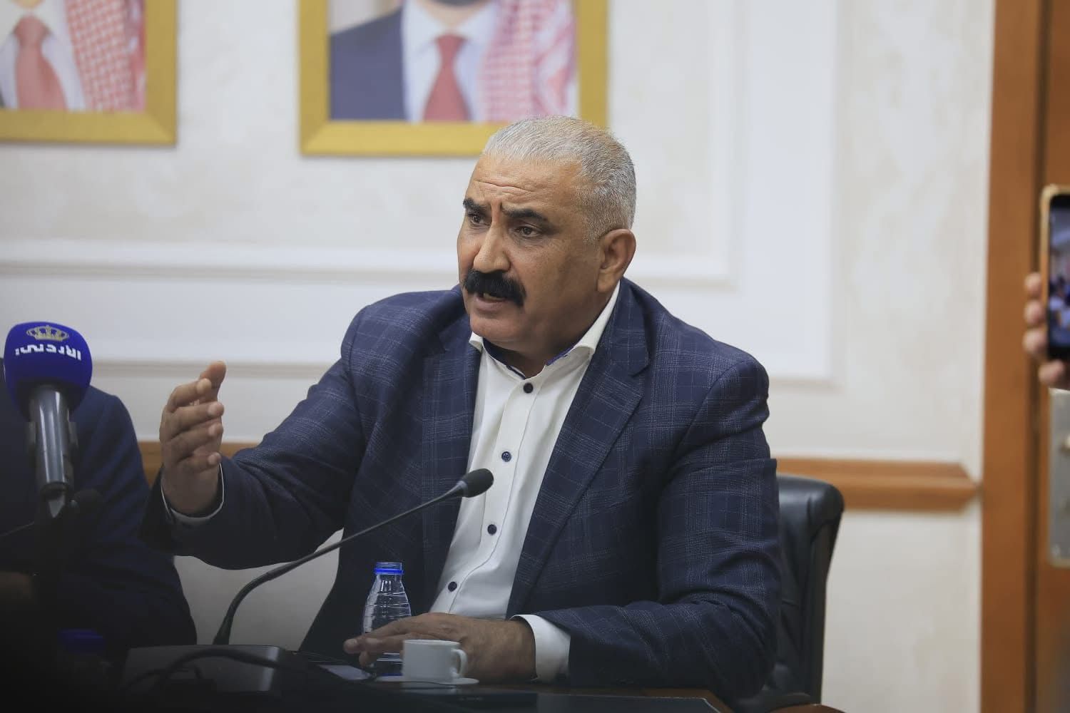 النائب تيسير أبو عرابي العدوان يستنكر العمل الإرهابي ويؤكد الالتفاف خلف القيادة والأجهزة الأمنية