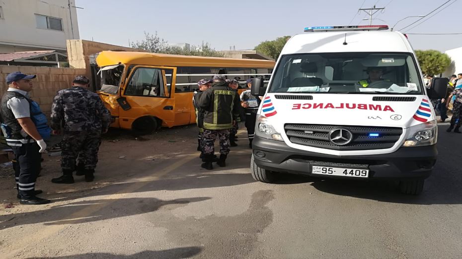 وفاة سائق حافلة مدرسية تعرض لجلطة قلبية اثناء القيادة 