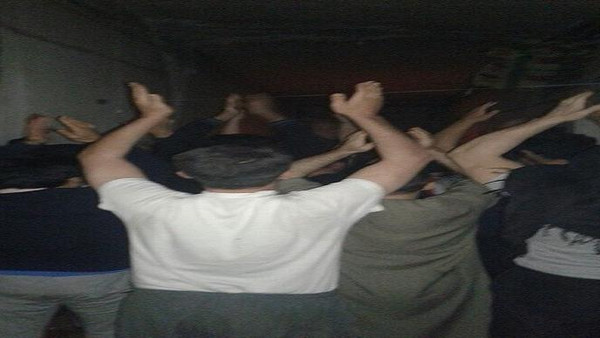 الاسد يوافق على الافراج عن 800 معتقل بعد محاولات اقتحام سجن حماة
