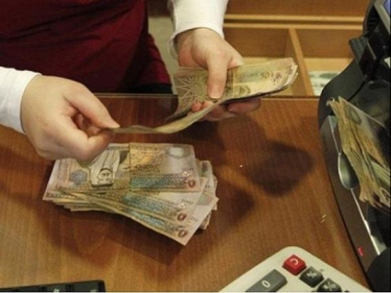 وزير المالية  :زيادة رواتب الموظفين ستكون وفق نظام الخدمة المدنية 