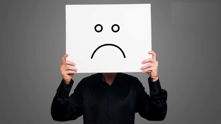 أظلم نفسي بأفكاري الكارثية  ..  فما الحل؟