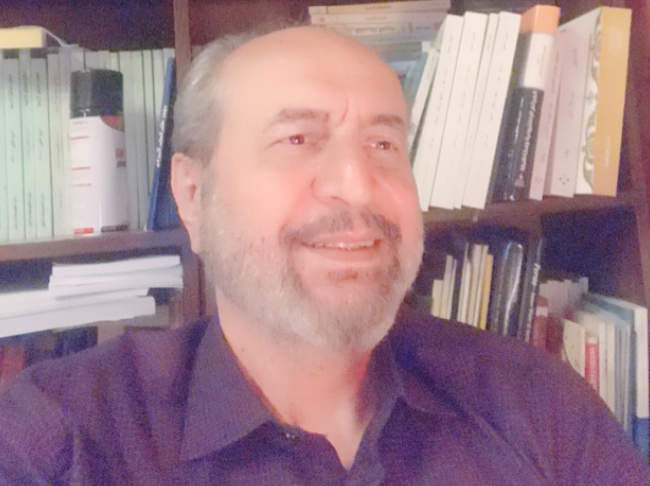 لماذا لا يجتمع المعترضون على رأي واحد؟