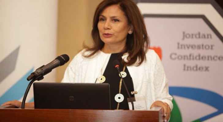 وزيرة الطاقة :250 دينار سعر "الخزان الشمسي" في منازل الاردنيين 