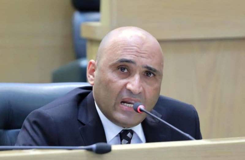 النائب أحمد السراحنة يطالب الحكومة بتدخل عاجل لإنصاف 1500 عامل من "الجنيدي للألبان"