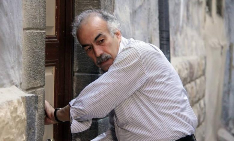 10 معلومات عن الفنان علي كريم الشهير بدور أبو النار .. تأسف على مشاركته في باب الحارة ويفكر في الاعتزال لهذا السبب