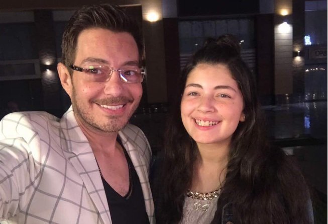 بالفيديو .. أحمد زاهر يكشف الأسباب الحقيقية لمنعه ابنته من التمثيل