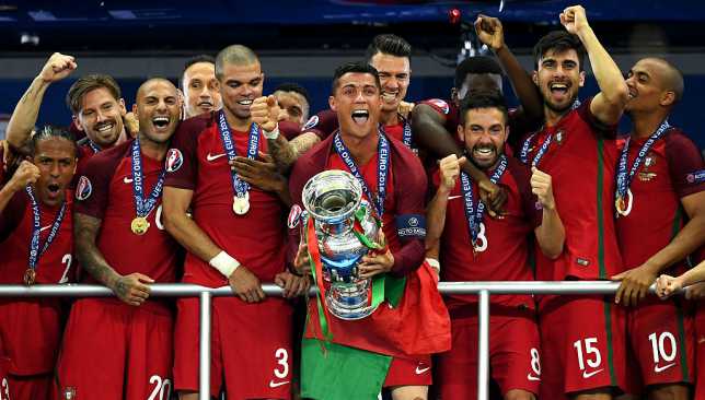 بالفيديو  ..  10 نجوم لا يُمكن نسيانهم في تاريخ كأس أمم أوروبا