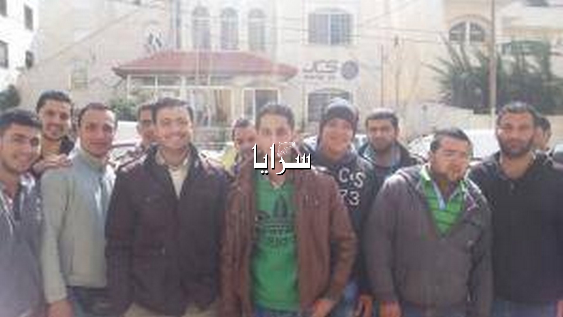 بالصور  ..  المدير الروماني لـ"الكوابل الأردنية" يعتدي بالضرب على موظفين في مكتبه 