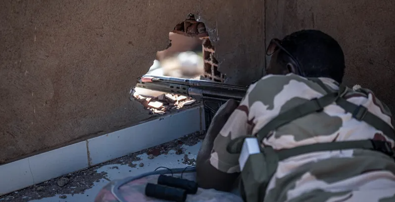 استهداف مستودع أممي في السودان ..  و"تأسيس" يتهم الجيش