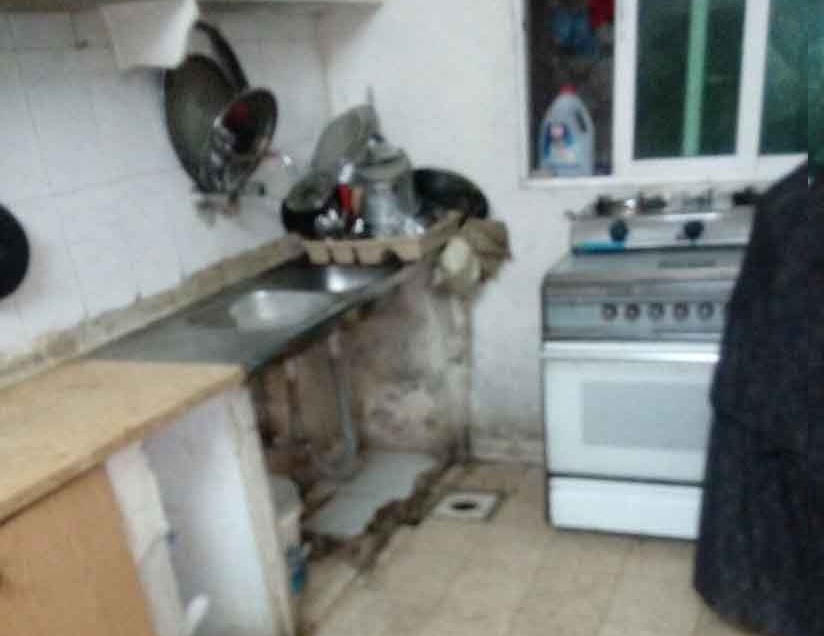 تفاصيل محزنة  ..  ام اردنية تعمل ليل نهار لتبتعد عن مصير السجن 