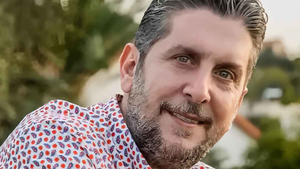 نسخة طبق الأصل ..  فيديو لشقيق محمد قنوع في مصر يشغل التواصل