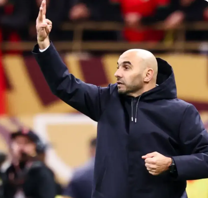 الركراكي غاضباً: الأجواء كانت (غير صحية) ..  وما حدث يسيء للكرة الإفريقية