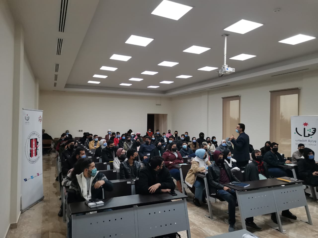 طلبة من "الشرق الأوسط" يشاركون في برنامج تنموي لوزارة الشباب 
