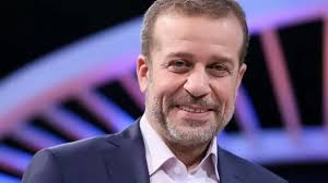 شريف منير عن قص ابنته شعرها: "لم تتشبه بالرجال"