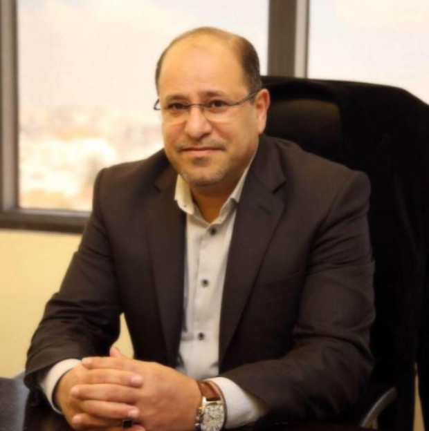 هاشم الخالدي يكتب: عن التصريح الصادم لوزير الزراعة  ..  لا تتخلوا عن هذا الوزير  