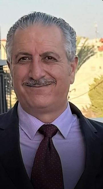 شقيق الدكتور "ماهر زريقات" يروي لحظات تلقي نبأ استشهاده إثر الهجوم الإرهابي على كنيسة الكرك ..  فيديو