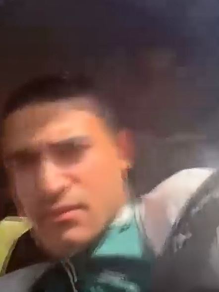 "محدش يشرب كحوليات في عربيتي" ..  مشادة داخل سيارة نقل ذكي تنتهي باعتداء سيدة على السائق بمصر - فيديو